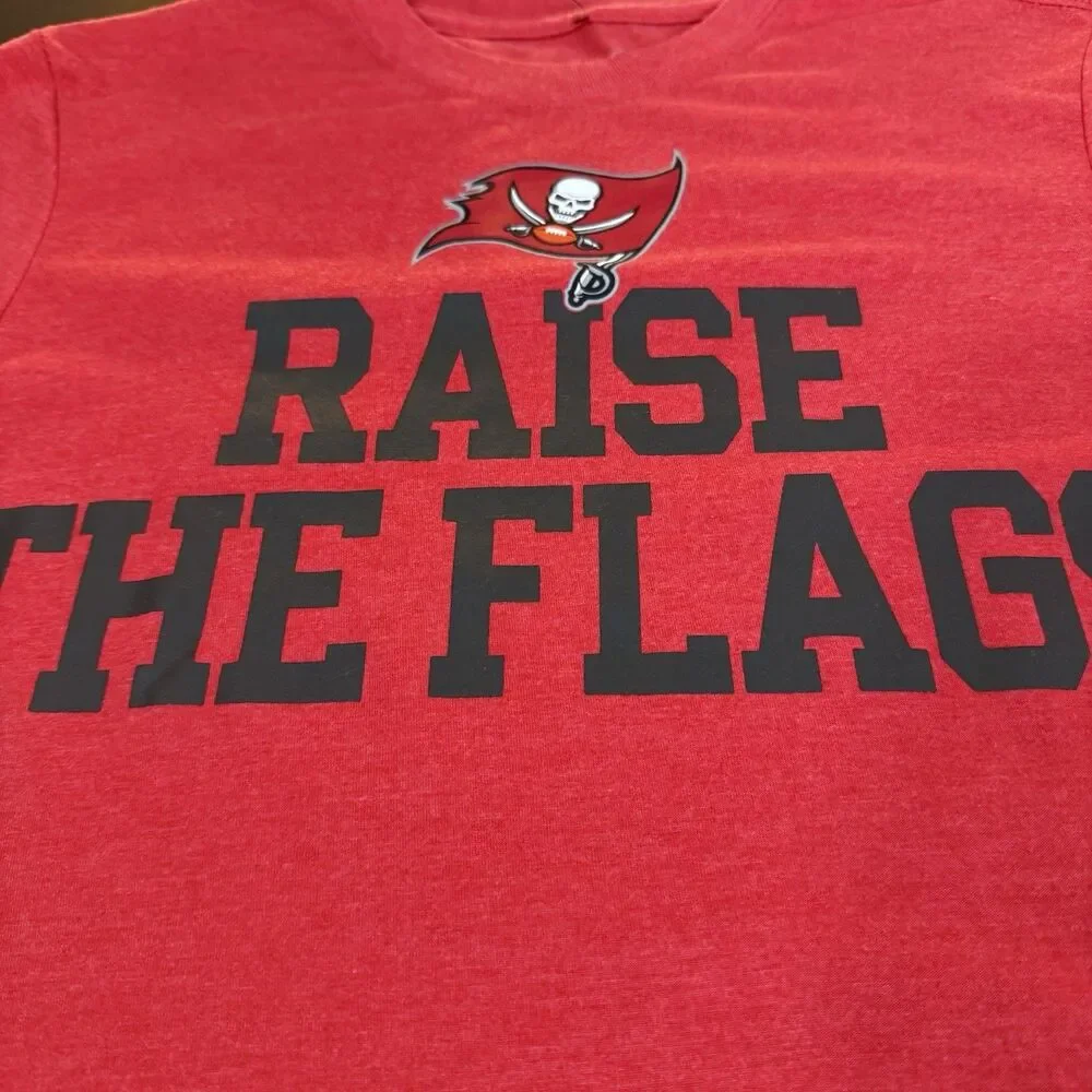 Men's Tampa Bay Buccaneers Stated Short Sleeve T-Shirt raise the flags Nike Sm